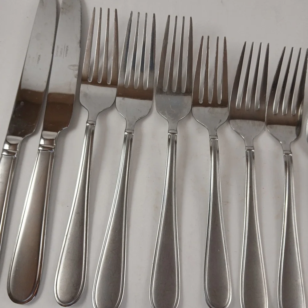 Mikasa Gourmet Basics Westfield Frost 11 Piece Mixed Flatware Set